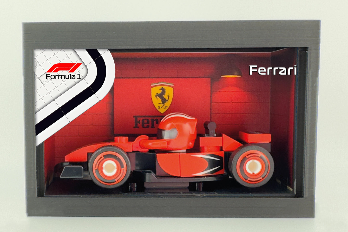 brickAtom™ Display – Formula Speed & Pit Lane Precision (LEGO® F1 Series) 🏎️🏁