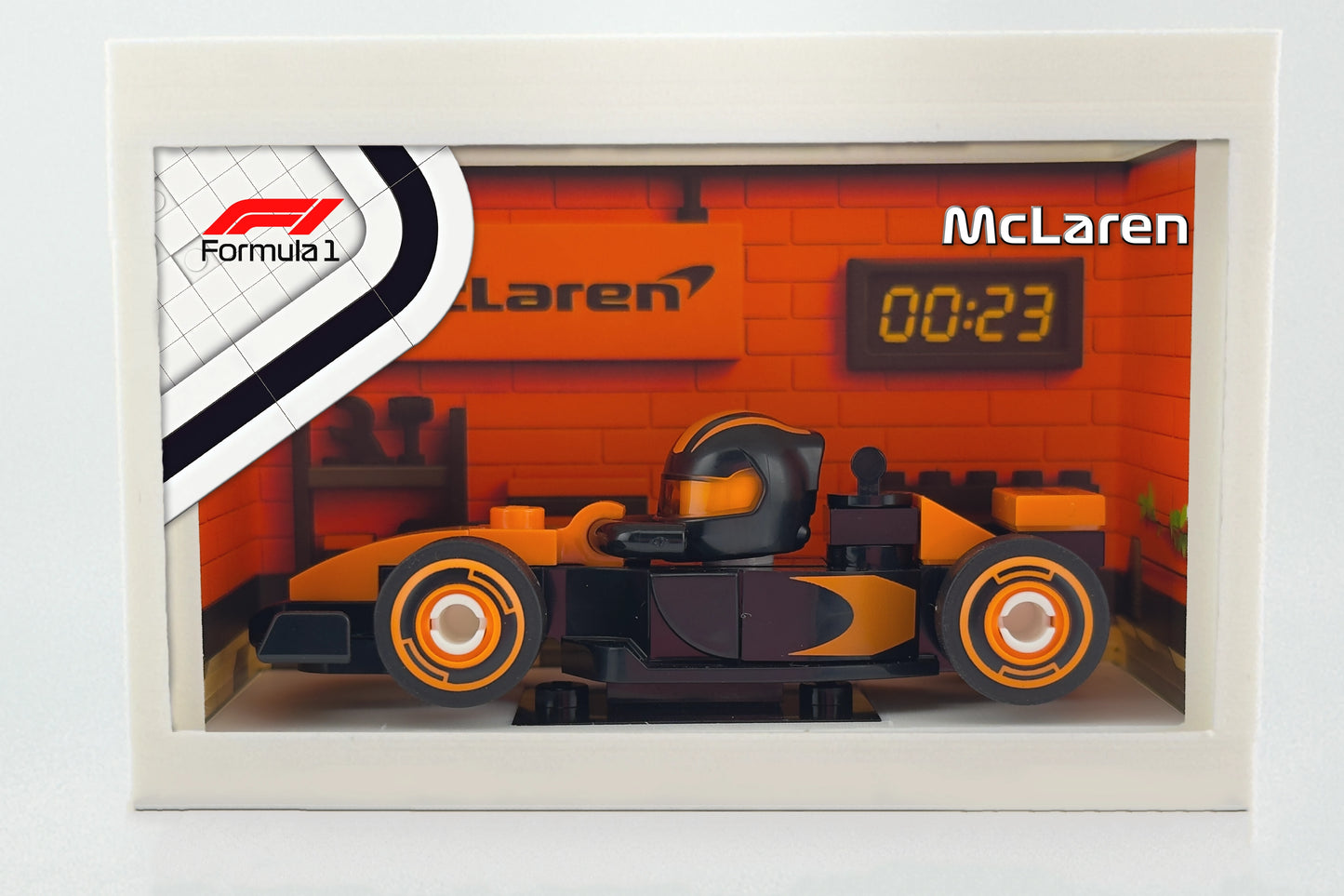 brickAtom™ Display – Formula Speed & Pit Lane Precision (LEGO® F1 Series) 🏎️🏁